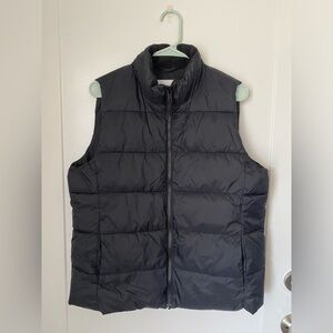 Women’s Large Black Puffer Vest